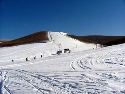 新城大青山太伟滑雪场天气